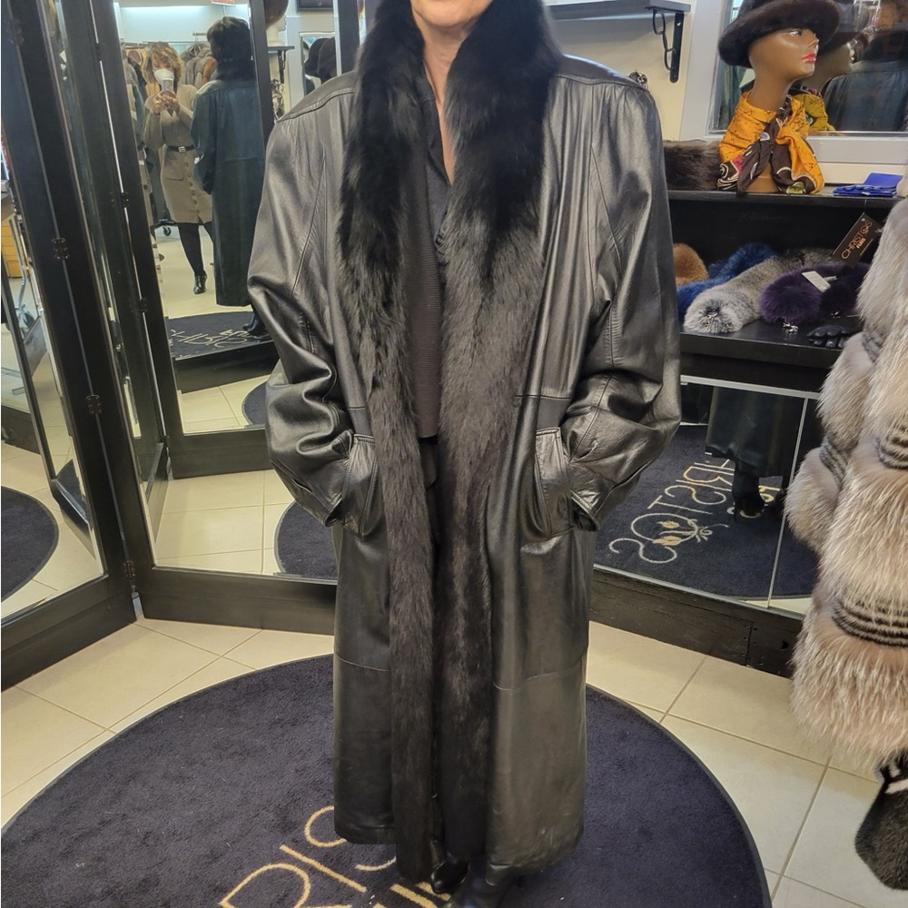 Black leather coat w/ black fur trim